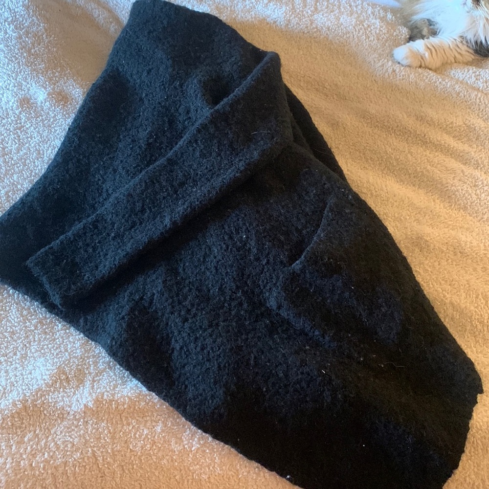 Blacks joie cardigan sweater